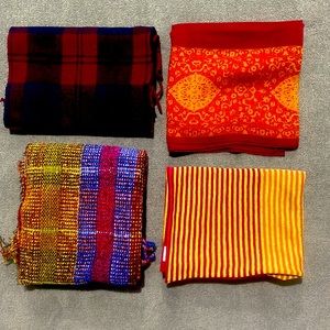 Women’s Scarves
